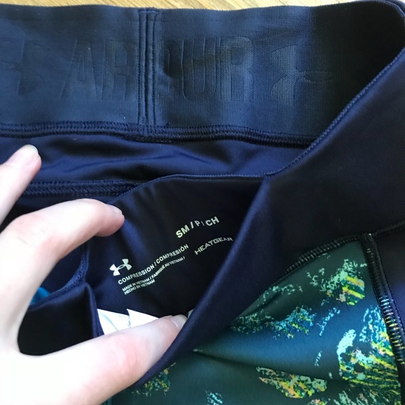 Reversible Under Armour leggings - Picture 3 of 7